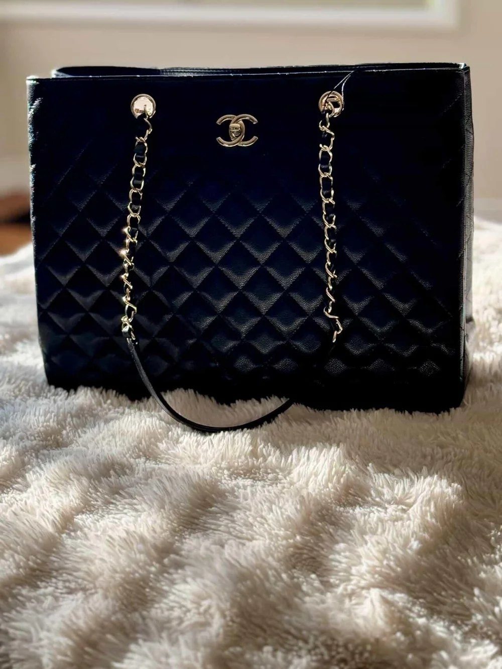 BRAND NEW Chanel Black Quilted Chain-Handle Tote with Matching Wallet - Picture 10 of 16